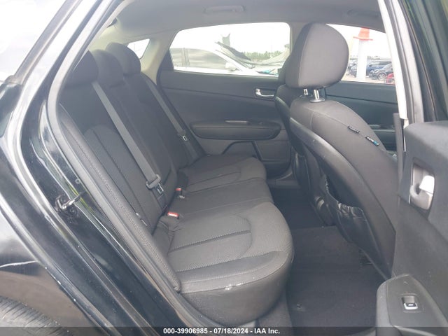 KIA Optima Lx 2017 5XXGT4L37HG164097 Image 8