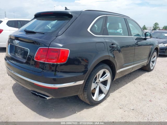 2019 BENTLEY BENTAYGA SJAAM2ZV1KC025320 Photo 3