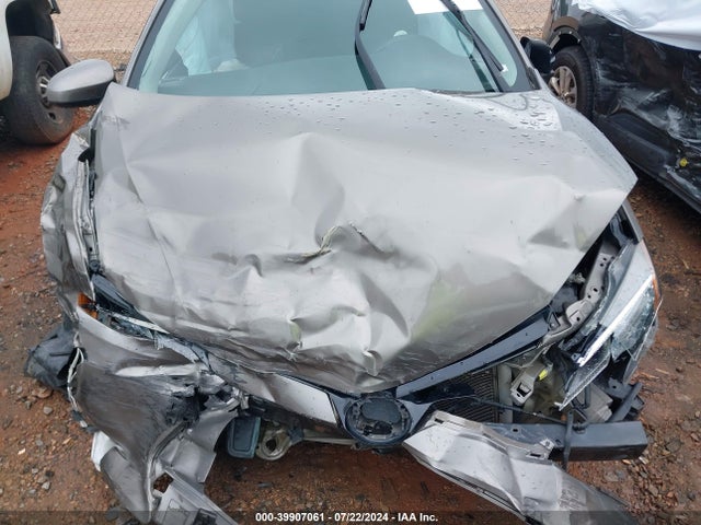 Toyota COROLLA LE 2018 5YFBURHE1JP846338 Image 11