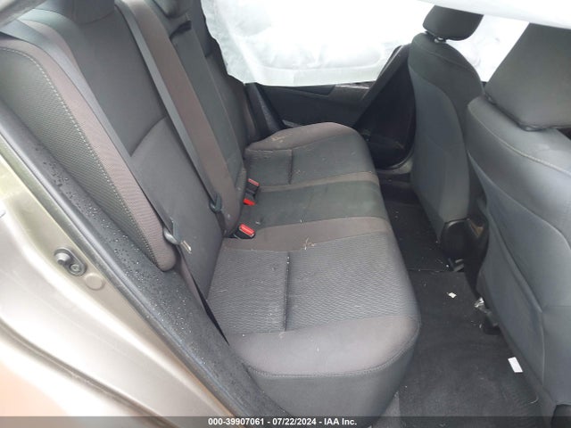Toyota COROLLA LE 2018 5YFBURHE1JP846338 Image 8