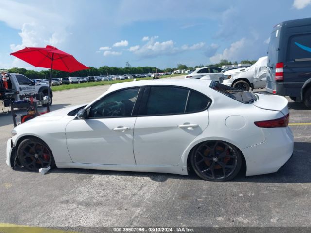ZARFAMAN2L7623940 Alfa Romeo Giulia Sport Rwd