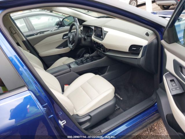 5N1BT3BA6NC724011 Nissan Rogue Sv Fwd