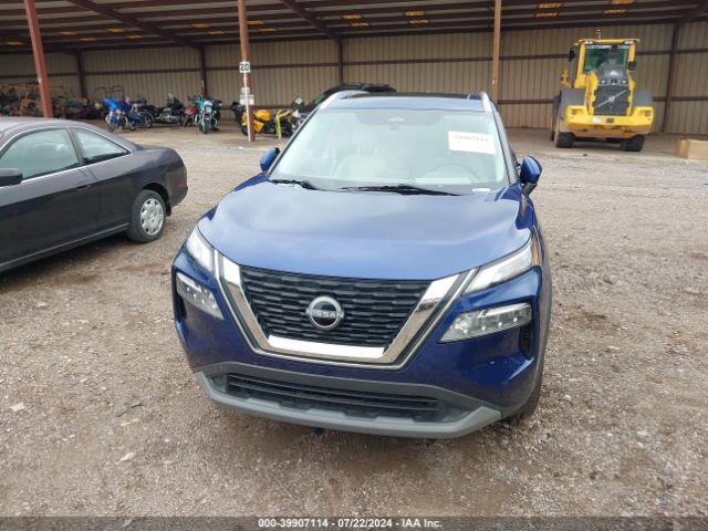 5N1BT3BA6NC724011 Nissan Rogue Sv Fwd