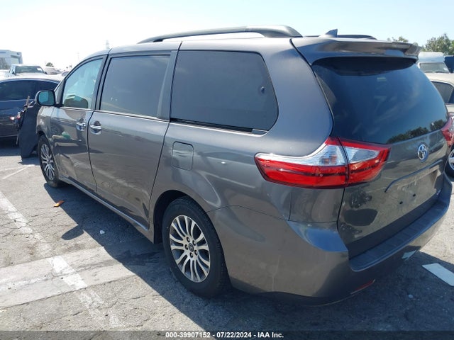 Toyota Sienna Xle 8 Passenger 2018 5TDYZ3DC8JS909018 Image 13