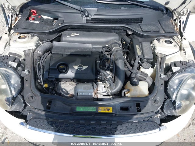 2011 MINI COOPER S CLUBMAN WMWZG3C55BTY30399 Photo 9