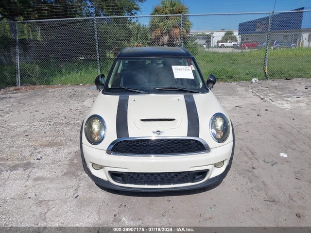 2011 MINI COOPER S CLUBMAN WMWZG3C55BTY30399 Photo 5