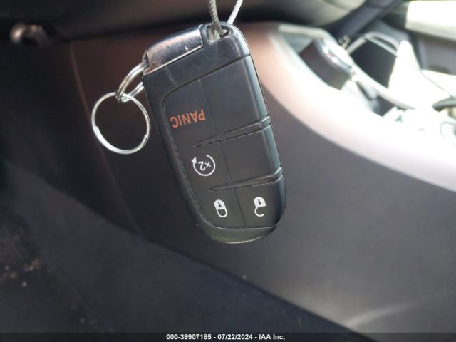 3C4NJDBB6KT597539 Jeep Compass Latitude 4x4