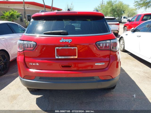3C4NJDBB6KT597539 Jeep Compass Latitude 4x4