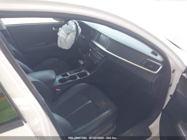 KIA Optima S 2019 5XXGT4L35KG369828 Image 5