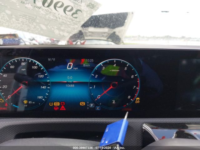 W1K3G4EB3NJ361319 Mercedes-Benz A 220
