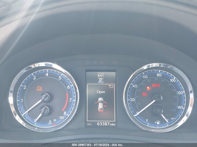 2T1BURHE4HC762170 Toyota COROLLA SE