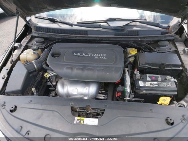 1C3CCCAB2GN140641 Chrysler 200 Limited