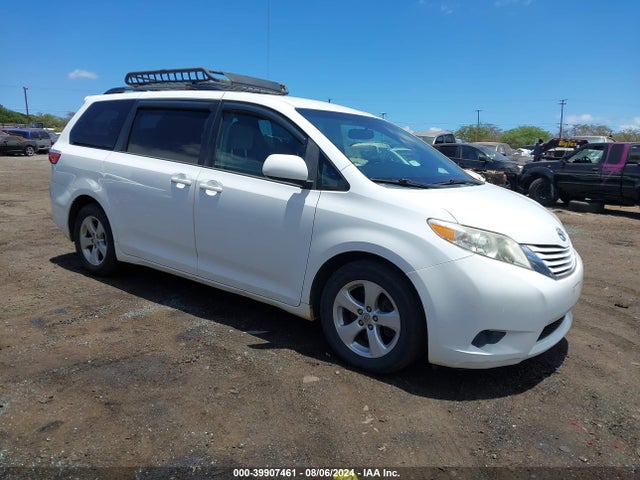 Toyota Sienna Le 7 Passenger/le 8 Passenger 2015 5TDKK3DC4FS531037 main image