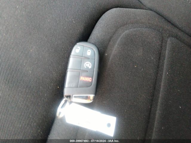 ZACNJABB5KPK38623 Jeep Renegade Latitude Fwd
