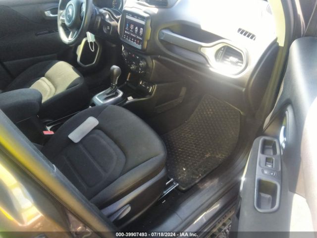 ZACNJABB5KPK38623 Jeep Renegade Latitude Fwd