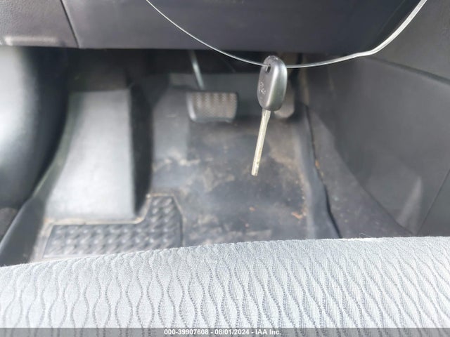 Toyota COROLLA LE 2017 5YFBURHE7HP628141 Image 11