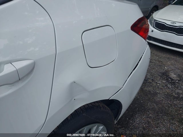 Toyota COROLLA LE 2017 5YFBURHE7HP628141 Image 6