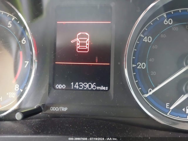 Toyota COROLLA LE 2017 5YFBURHE7HP628141 Image 7