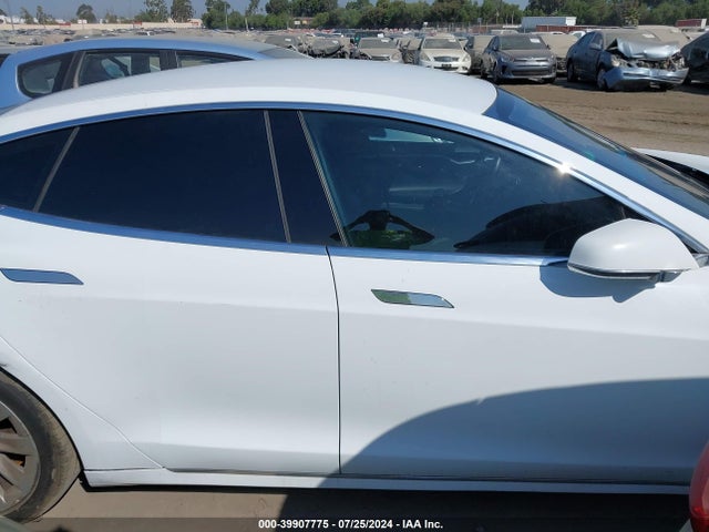Tesla Model S 90d/p100d/p85d/p90d 2016 5YJSA1E4XGF154184 Image 12