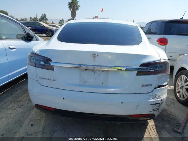Tesla Model S 90d/p100d/p85d/p90d 2016 5YJSA1E4XGF154184 Image 15