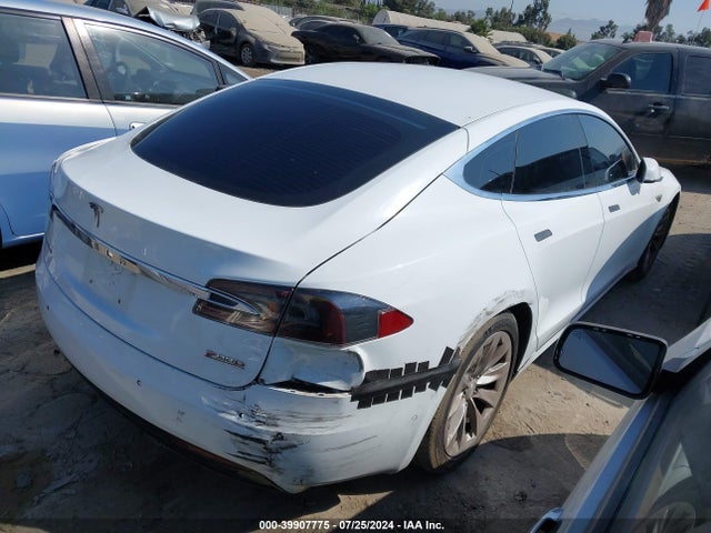 Tesla Model S 90d/p100d/p85d/p90d 2016 5YJSA1E4XGF154184 Image 4