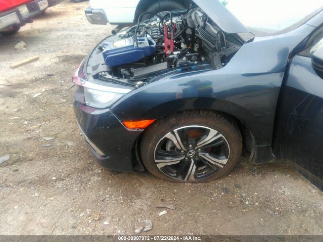 JHMFC1F97JX002512 Honda Civic Touring