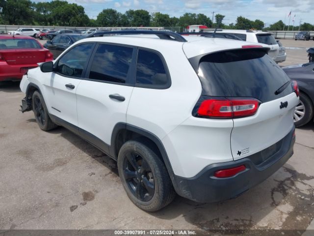 1C4PJLAB4GW369318 Jeep Cherokee Altitude
