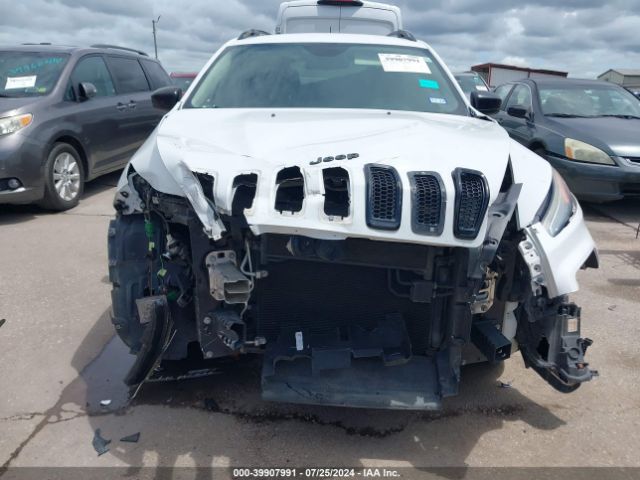 1C4PJLAB4GW369318 Jeep Cherokee Altitude