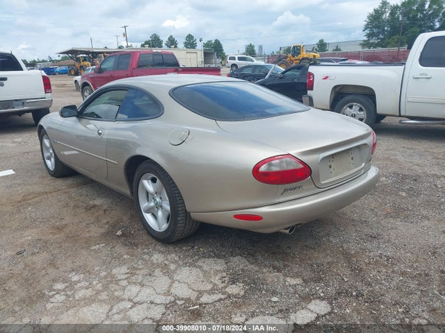 1998 JAGUAR XK8 SAJGX5241WC018748 Photo 2
