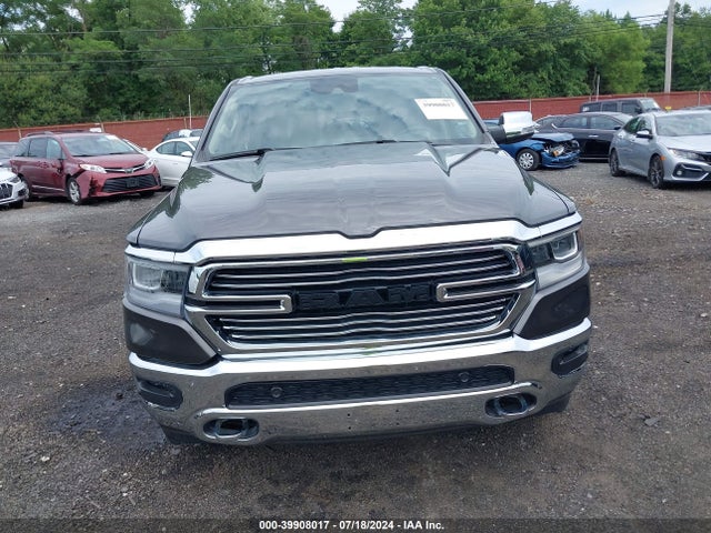1C6SRFJT5MN687566 RAM 1500 Laramie  4x4 5'7 Box