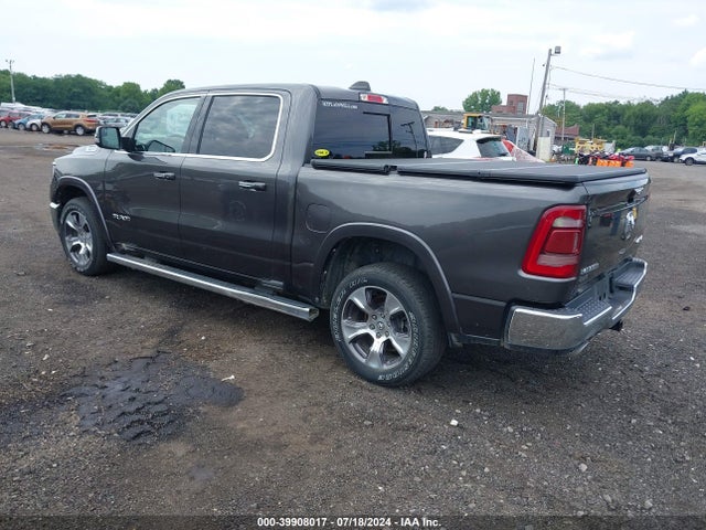 1C6SRFJT5MN687566 RAM 1500 Laramie  4x4 5'7 Box