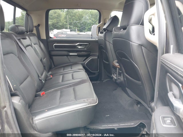 1C6SRFJT5MN687566 RAM 1500 Laramie  4x4 5'7 Box