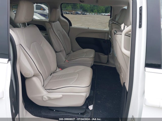 2C4RC1N7XJR311646 Chrysler Pacifica Hybrid Limited