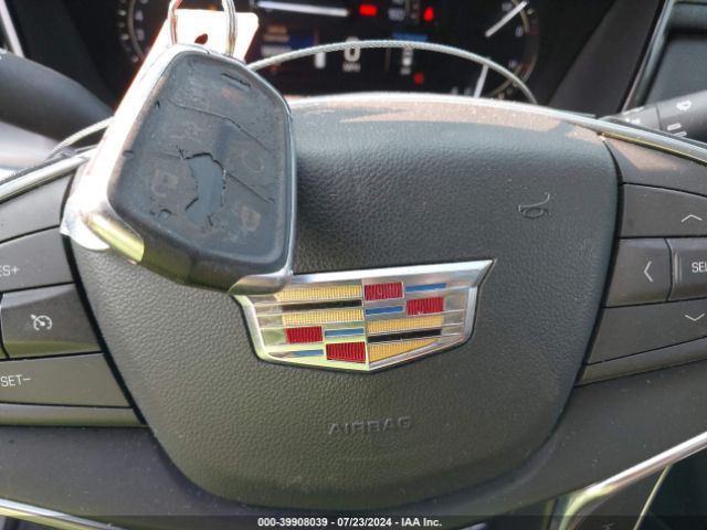 1GYKNDRS5JZ228671 Cadillac XT5 LUXURY