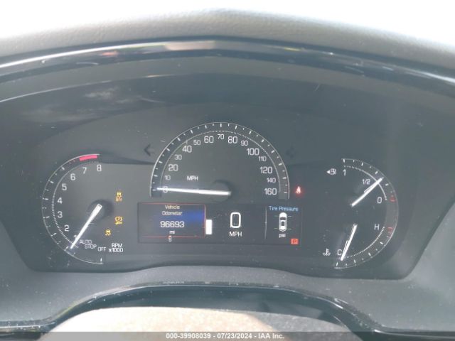 1GYKNDRS5JZ228671 Cadillac XT5 LUXURY
