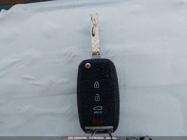 KIA Optima Lx 2016 5XXGT4L39GG003281 Image 11