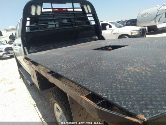 3C6UR5HJ7JG378757 RAM 2500 Tradesman  4x4 8' Box