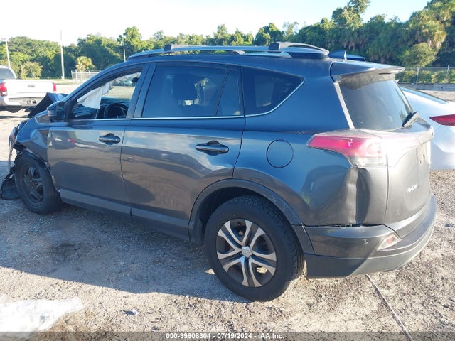 Toyota RAV4 LE 2017 JTMBFREV2HD200026 Image 3