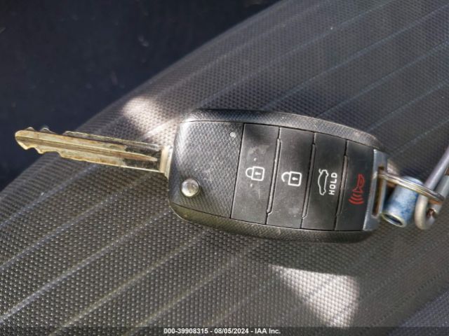 3KPFL4A7XHE015645 KIA FORTE LX