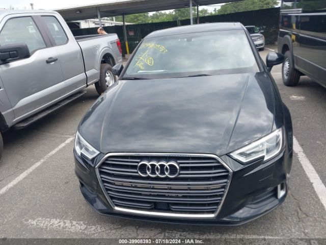 WAUAUHFF6J1071621 Audi A3 2.0t Premium/2.0t Tech Premium
