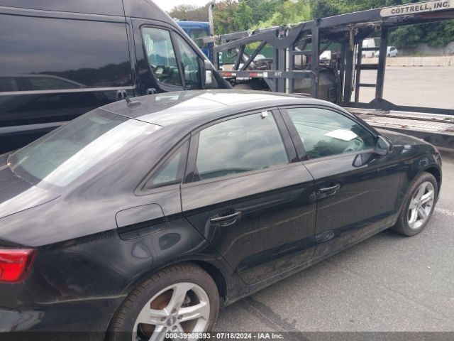 WAUAUHFF6J1071621 Audi A3 2.0t Premium/2.0t Tech Premium