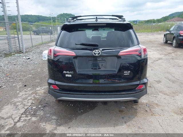 Toyota Rav4 Xle 2017 2T3RFREV9HW647616 Image 16