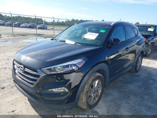 KM8J33A49GU135233 Hyundai TUCSON SE