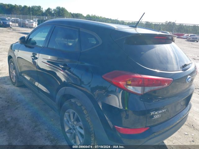 KM8J33A49GU135233 Hyundai TUCSON SE