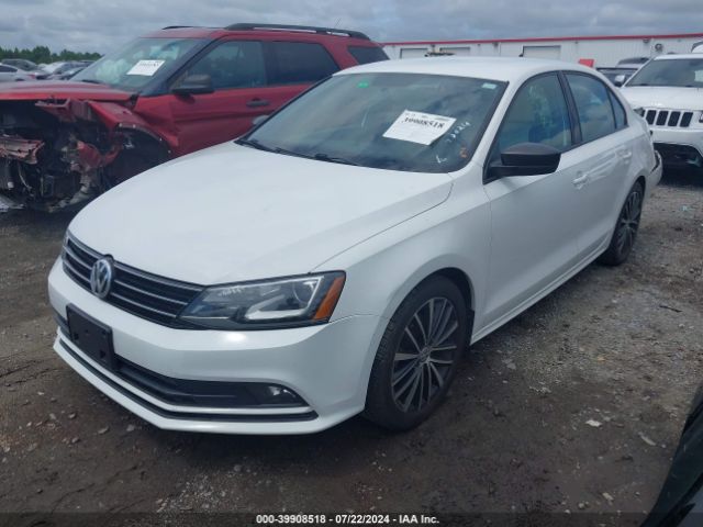 3VWD17AJ0GM253158 Volkswagen Jetta 1.8t Sport