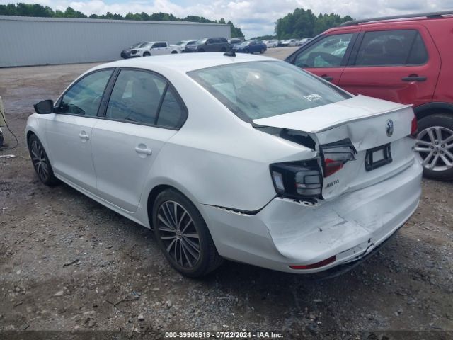 3VWD17AJ0GM253158 Volkswagen Jetta 1.8t Sport