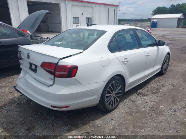 3VWD17AJ0GM253158 Volkswagen Jetta 1.8t Sport