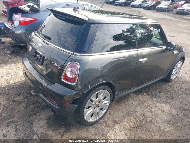 2012 MINI COOPER S WMWSV3C51CTY18825 Photo 3