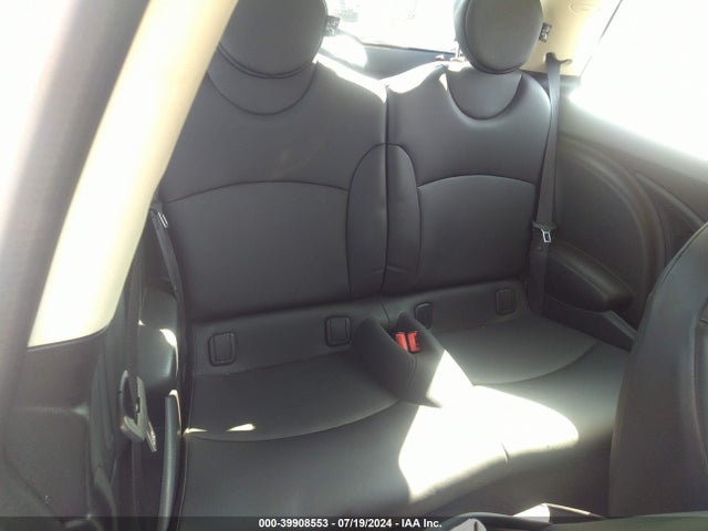2012 MINI COOPER WMWSU3C53CT256428 Photo 7