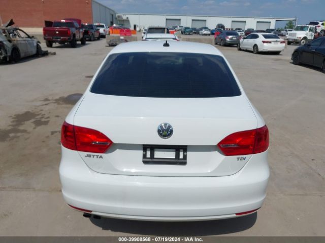 3VWLL7AJ8EM428923 Volkswagen Jetta 2.0l Tdi